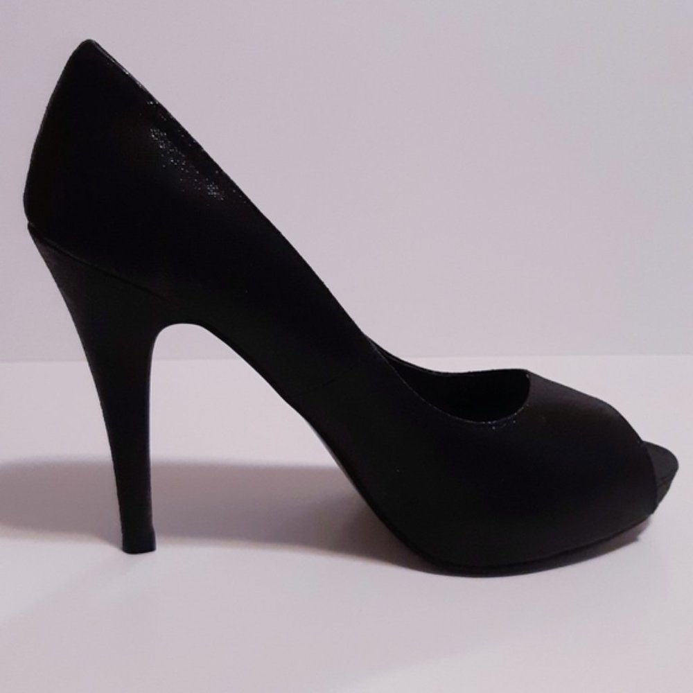 Call It Spring Black Pumps - Picture 3 of 7